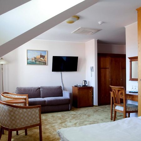 Wellness Hotel Ida Františkovy Lázně Екстериор снимка