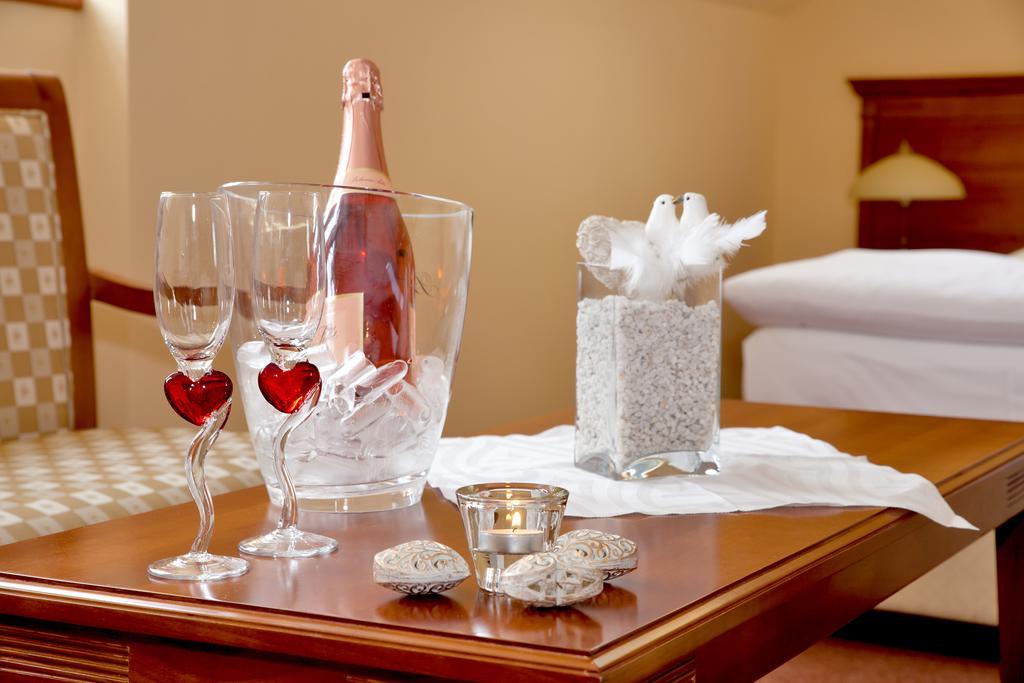 Wellness Hotel Ida Františkovy Lázně Стая снимка