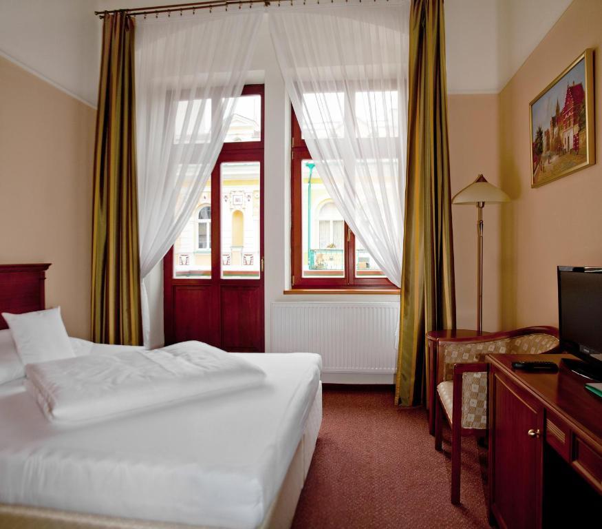 Wellness Hotel Ida Františkovy Lázně Стая снимка