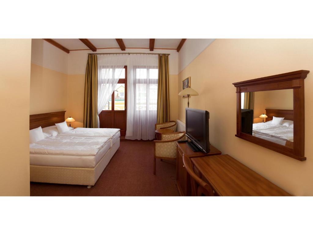 Wellness Hotel Ida Františkovy Lázně Стая снимка